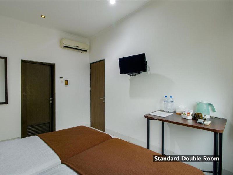 Hotel Arjuna Bekasi Kültér fotó