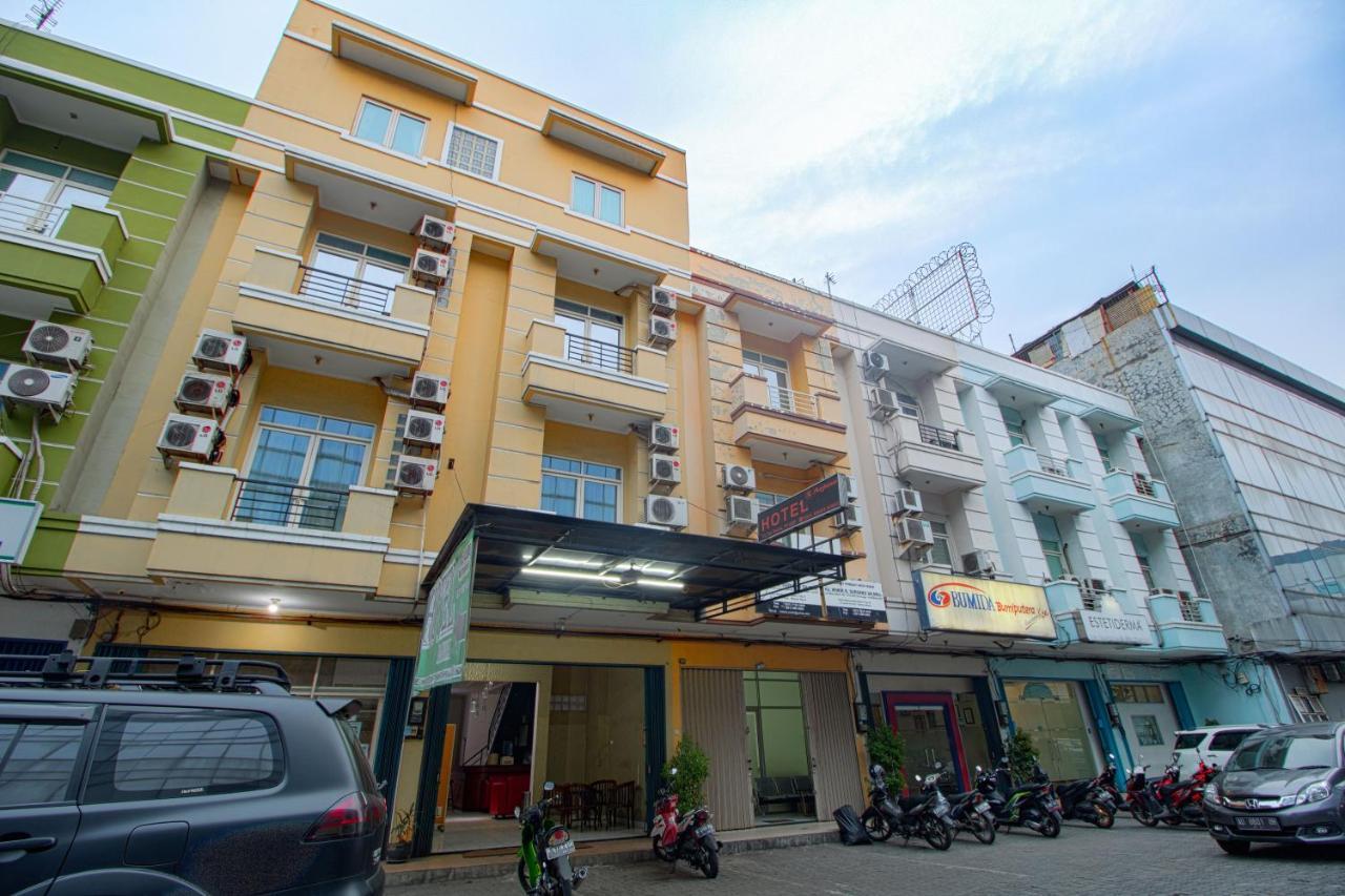 Hotel Arjuna Bekasi Kültér fotó