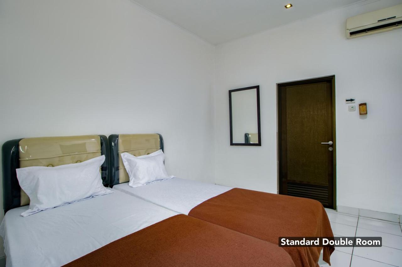 Hotel Arjuna Bekasi Kültér fotó