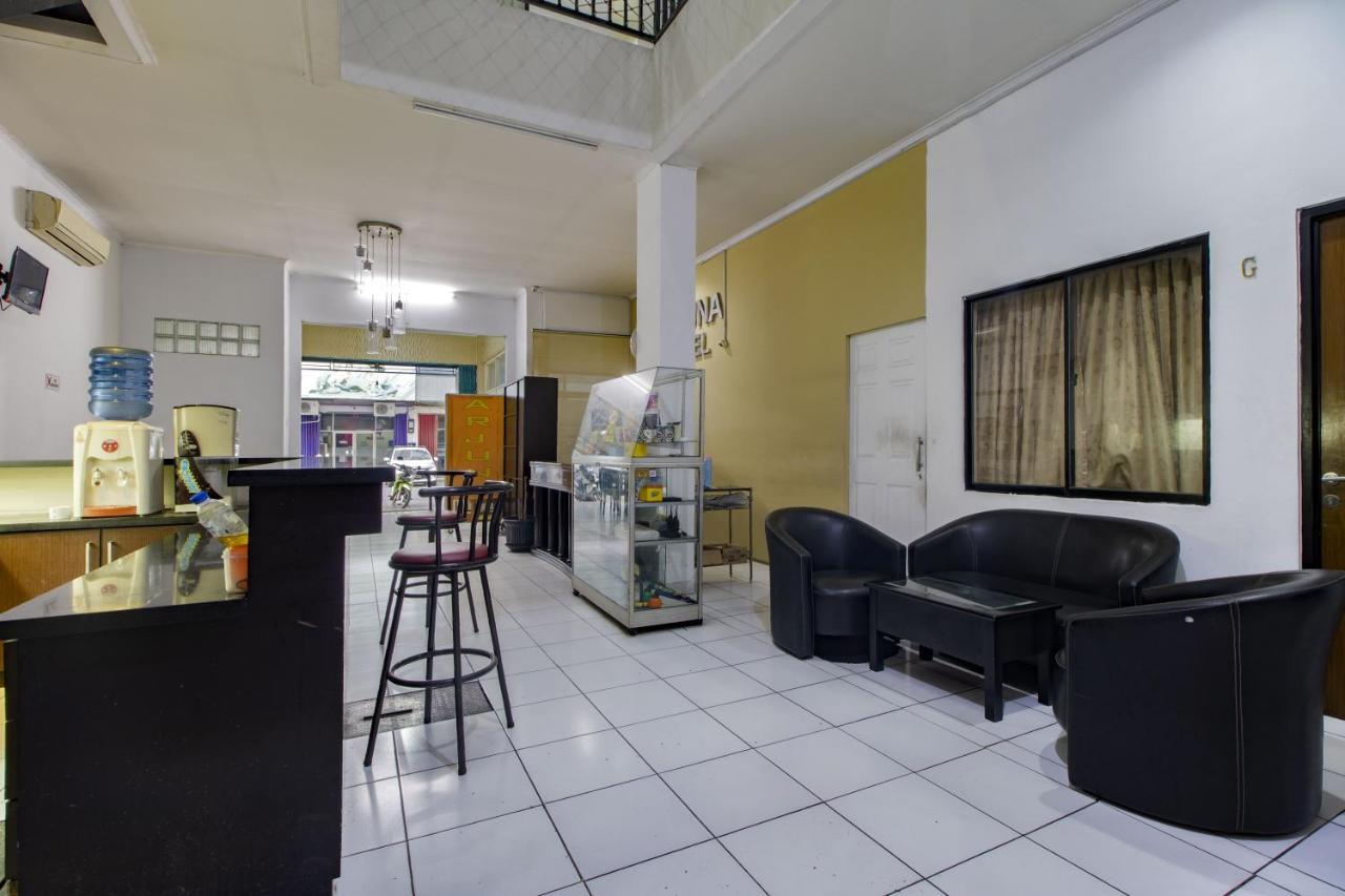 Hotel Arjuna Bekasi Kültér fotó